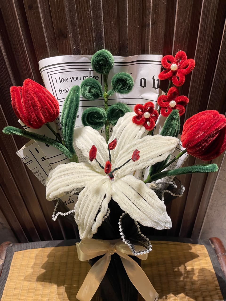 Crimson Lily Elegance Bouquet ❤️🤍