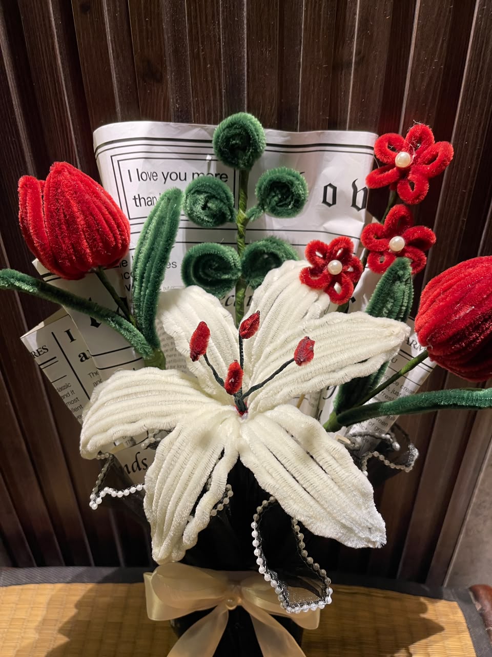 Crimson Lily Elegance Bouquet ❤️🤍